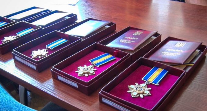 У Павлограді посмертно нагородили загиблих воїнів