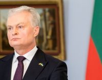 «Корупція в Україні гальмує постачання зброї», – президент Литви