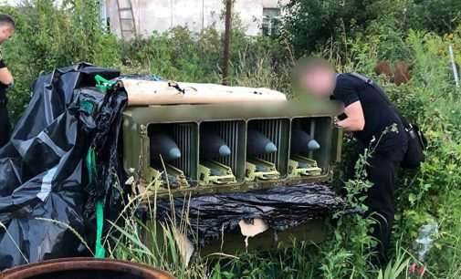 У Київській області у двох чоловіків знайшли російській ЗРК “Тор” з боєприпасами