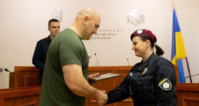 Поліцейських Дніпропетровщини нагородили до Дня захисників і захисниць України
