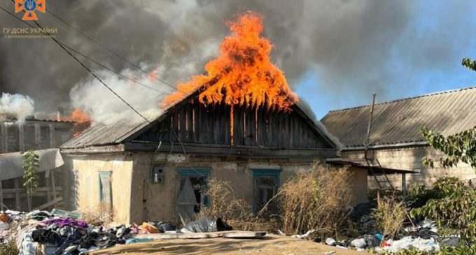 У Новомосковську спалахнув приватний будинок на вулиці Кулебівська