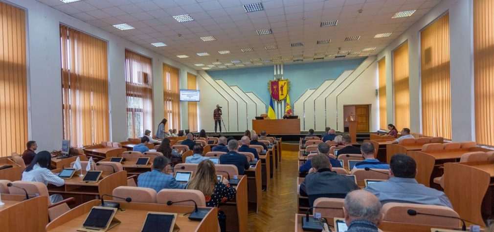 Програми соцзахисту населення, земельні питання: що вирішили на сесії міськради