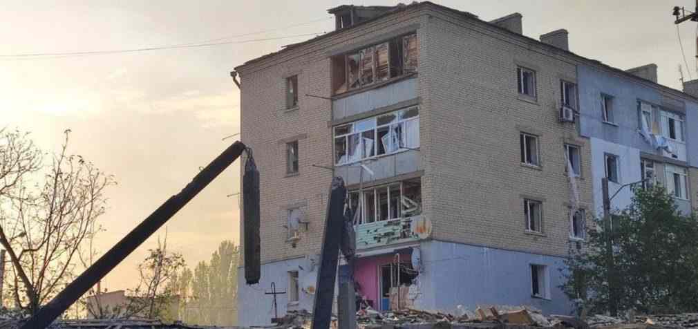 Росіяни обстріляли Берислав та ще два села у Херсонській області: є жертва та постраждала
