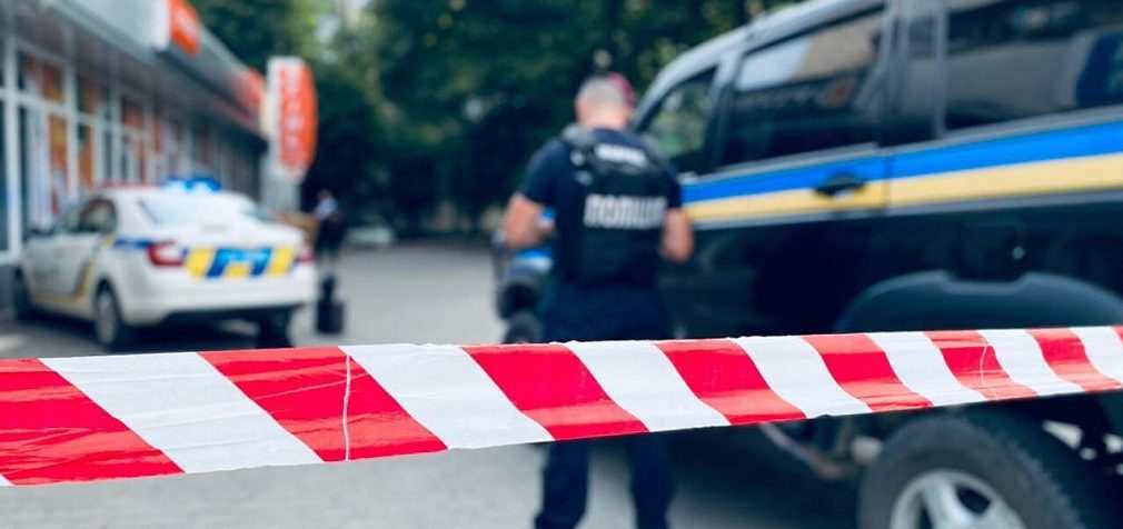 У Києві чоловік вдарив підлітка ножем у груди – той помер