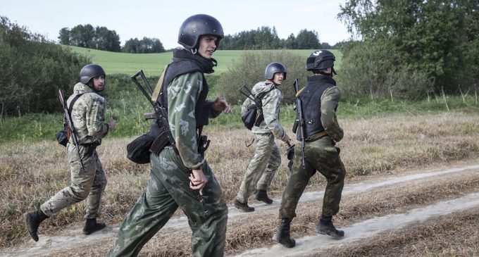 Білорусь вчергове продовжила військові навчання з росіянами