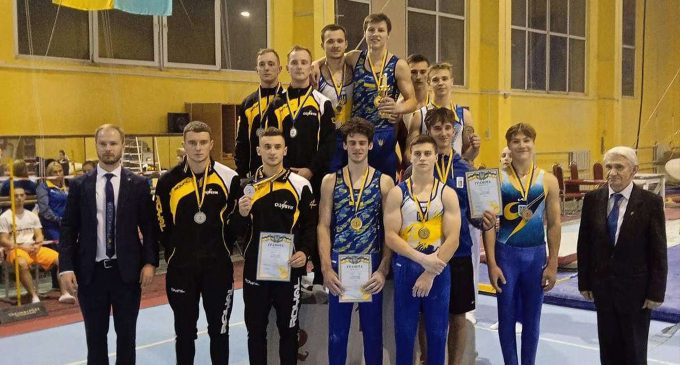 Гімнасти Кам’янського здобули “бронзу” на чемпіонаті України