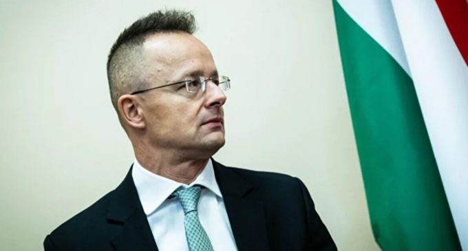 Сійярто: Україна не буде в ЄС під час війни – там нема свободи слова та виборів