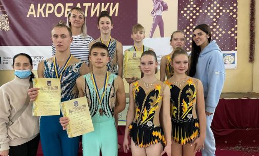 Акробати з Кам’янського – призери чемпіоната України