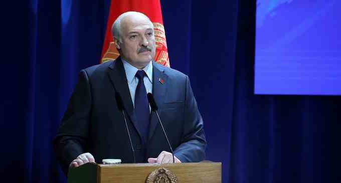 Лукашенко пообіцяв, що білоруські солдати не зайдуть в Україну – Арахамія