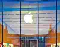 Apple звітує про рекордні продажі, але прибуток дещо зменшився