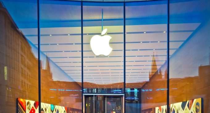Apple звітує про рекордні продажі, але прибуток дещо зменшився