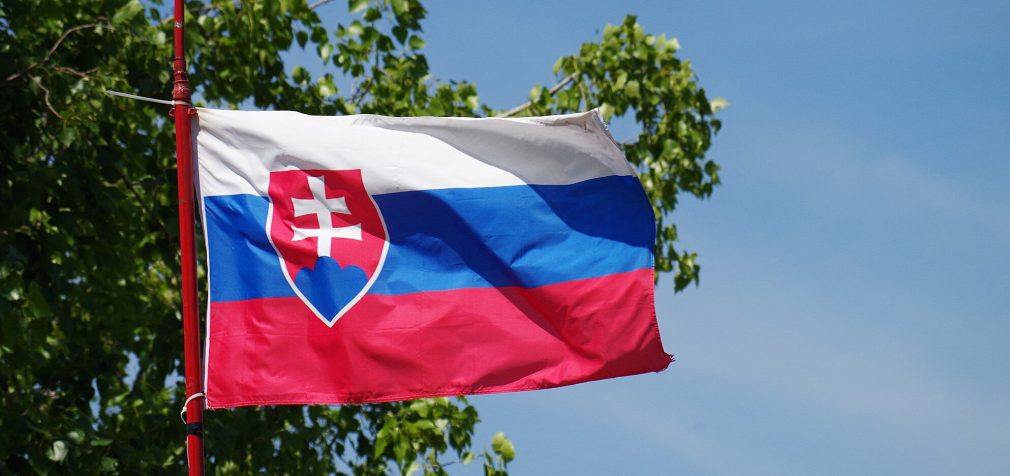 Словаччина продовжить заборону на імпорт з України та посилить транзит