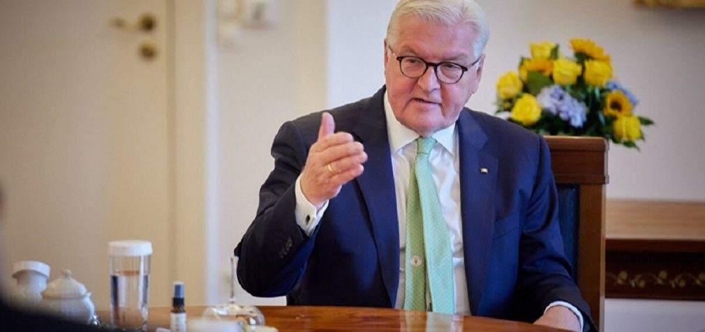 Штайнмаєр: Путін розраховує, що ми забудемо про Україну, але цього не буде