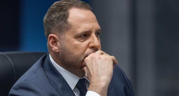 З окупованого Криму до України повернулися ще двоє дітей – Єрмак