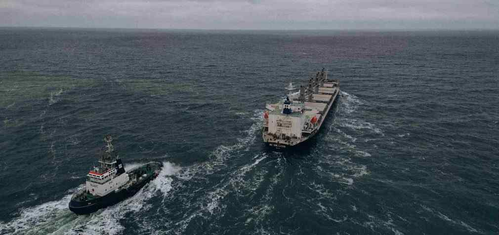Морський коридор працює попри вчорашню атаку РФ на судно