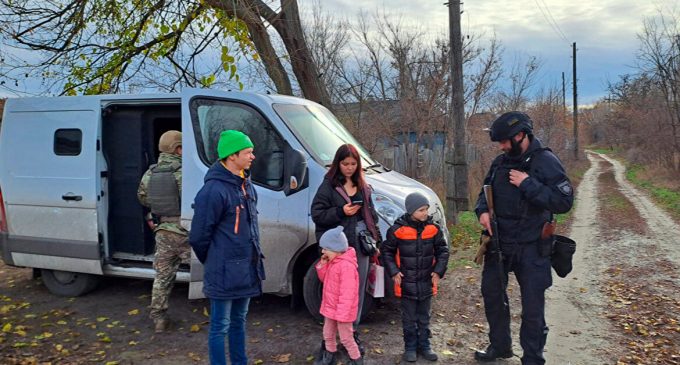 Нацполіція: У Куп’янському районі завершено обов’язкову евакуацію дітей