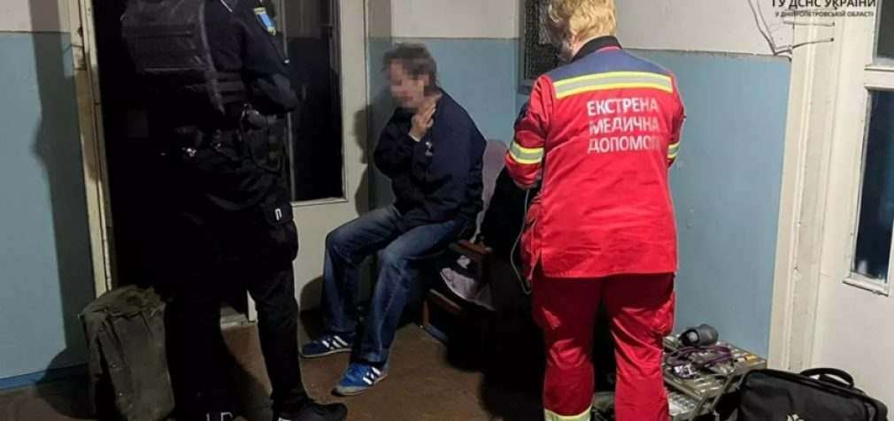 У Шевченківському районі Дніпра сталася пожежа у багатоповерхівці: чоловік та жінка отруїлися продуктами горіння