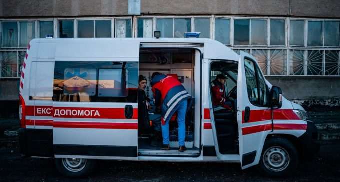 Окупанти влучили в шахту, люди опинились під завалами: нові подробиці обстрілу Торецька