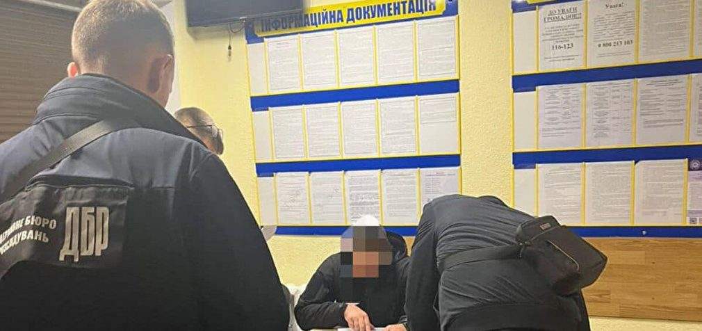 ДБР розслідує насильницьке “вручення повістки” в Одесі