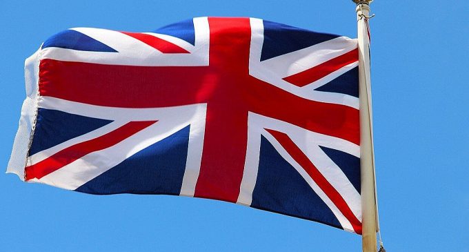 Екс-міністри оборони Британії закликали поквапитися за допомогою Україні на 2024 рік