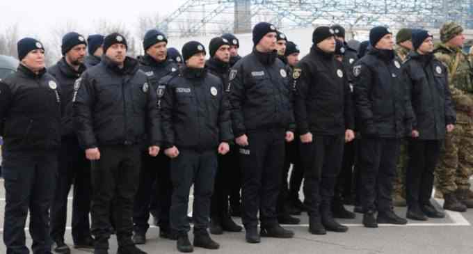 Новорічні свята – без порушень: поліцейські Дніпра працюють у посиленому режимі