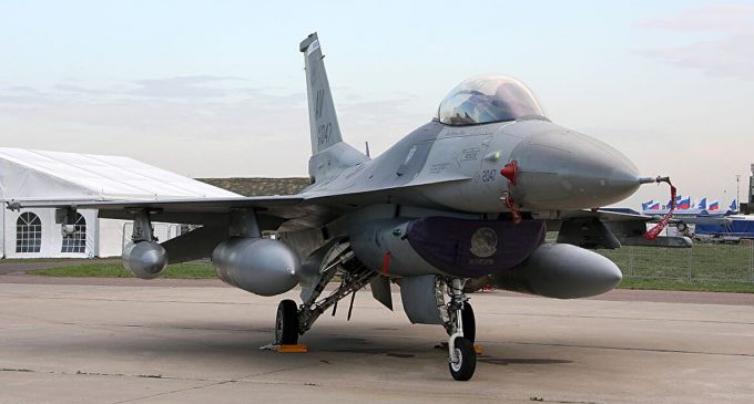 ISW: Україна може отримати першу партію F-16 до кінця цього року