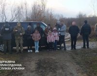 Держприкордонслужба: на кордоні затримали групу іноземців із Іраку