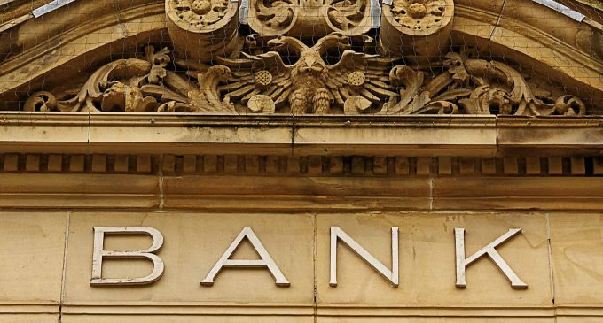 FT: Світові банки звільнили понад 60 тисяч співробітників у 2023 році