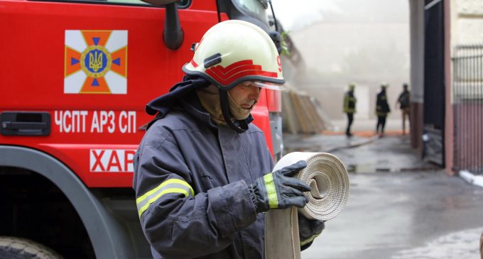 Обстріл Харкова: правоохоронці показали фото наслідків ракетного удару РФ