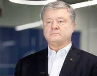 Порошенко заявив, що його не випустили за кордон попри відрядження від Стефанчука