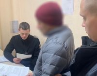 Намагався непомітно винести товар: поліцейські Дніпра повідомили про підозру крадію