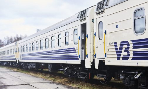 Пасажири херсонського поїзда, що потрапили під обстріл, доїхали до Миколаєва