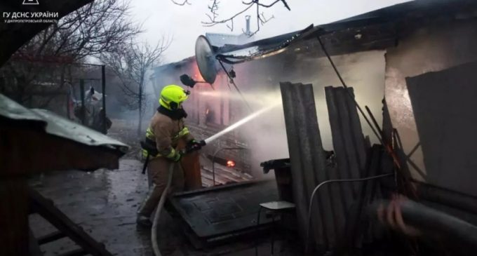 У Дніпровському районі на пожежі загинула жінка та отримав травми чоловік