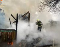 У Запоріжжі протягом дня горіли дві господарчі споруди