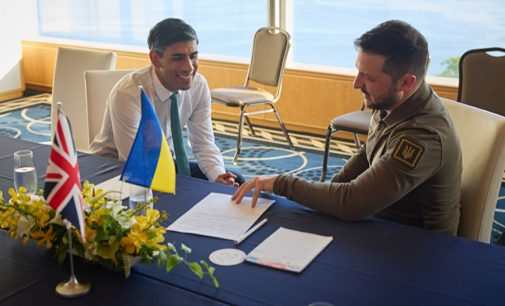 Україна та Британія підписали угоду про безпекові зобов’язання
