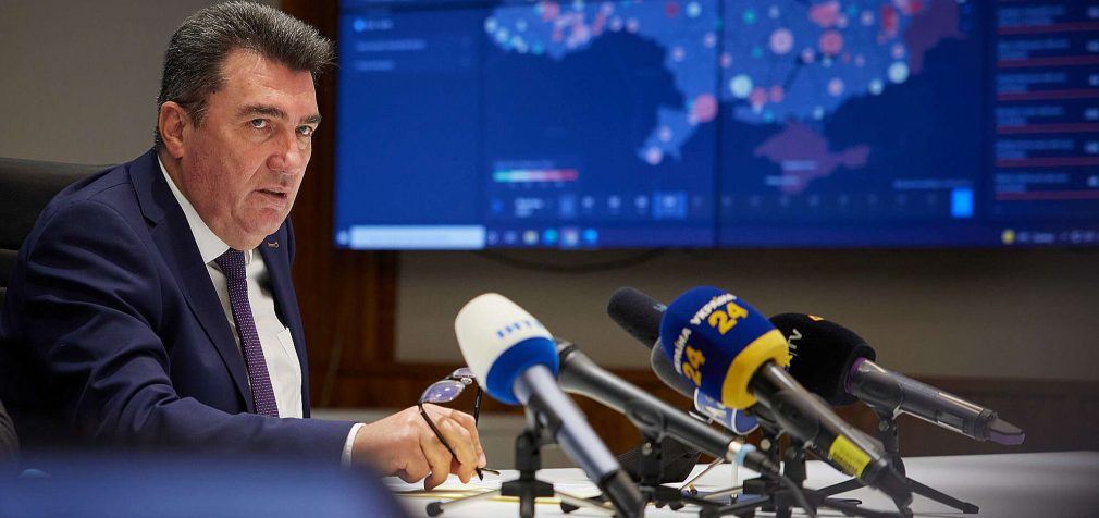 Данілов прогнозує вибухи соціального невдоволення у регіонах Росії