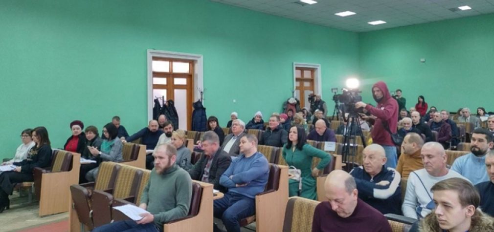 Перейменування Новомосковська: депутати знову не змогли обрати нову назву міста