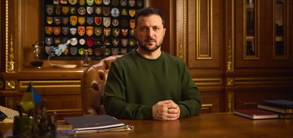 Зеленський закликав жити за правилом “або працюєш, або воюєш”