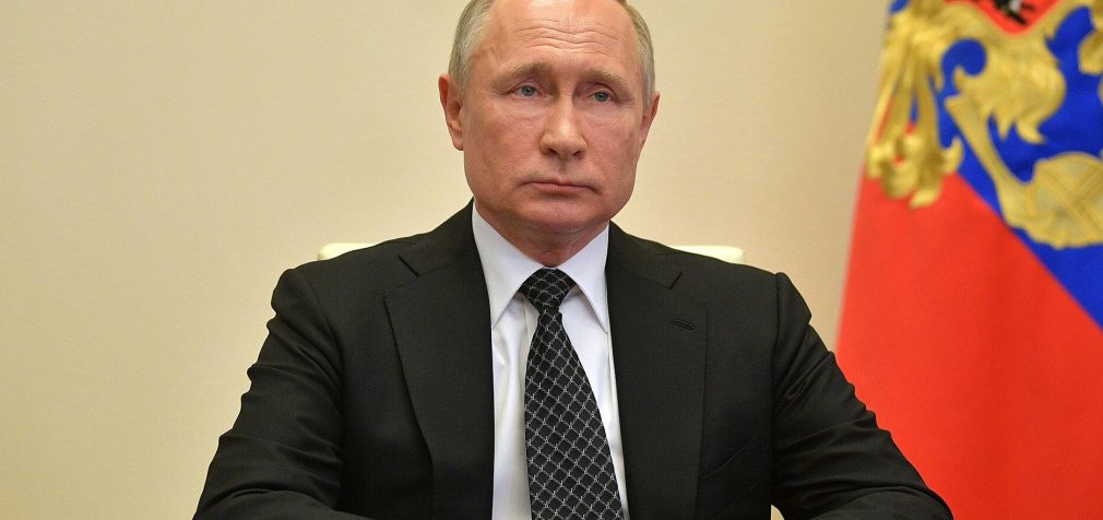 Школярам у Маріуполі регулярно показуватимуть відео виступів Путіна