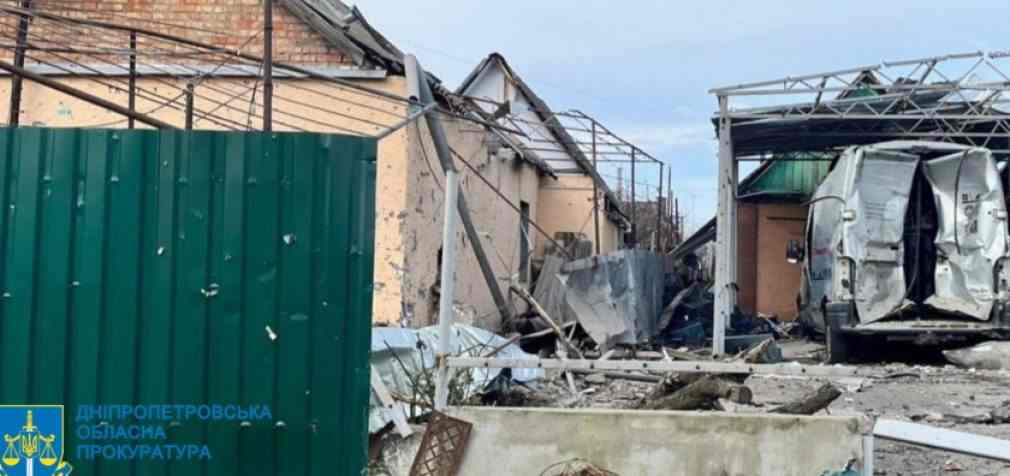 Двоє поранених внаслідок ворожої атаки на м. Нікополь 2 січня: розпочато розслідування