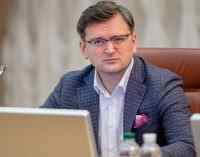 Кулеба назвав крайні терміни схвалення у США допомоги Україні