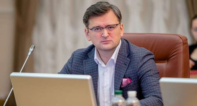 Кулеба закликав надати Україні більше ракет та систем ППО