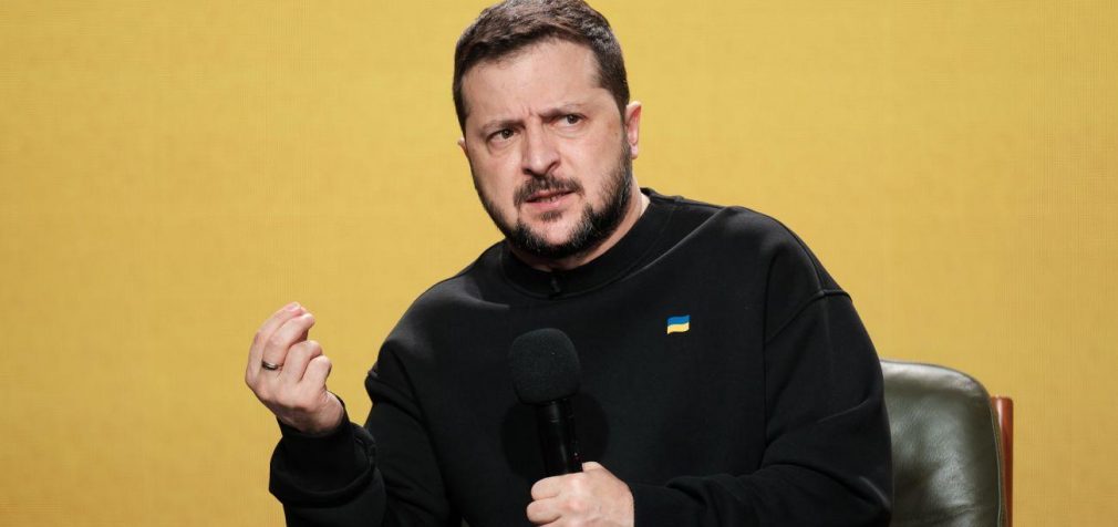 Доходи скоротилися втричі. Зеленський показав свою декларацію за 2022 рік