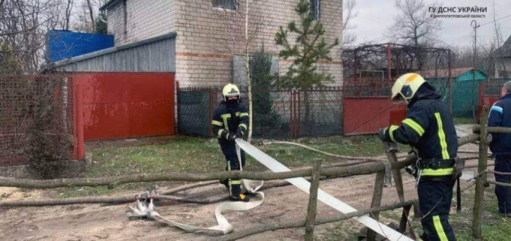 Надзвичайники Дніпра ліквідували пожежу в дачному будинку в АНД районі міста