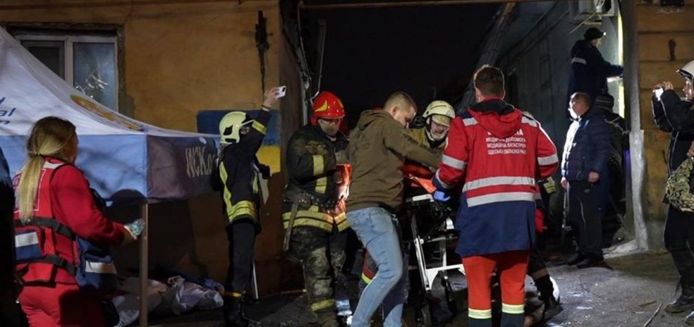 На півдні вночі збили 12 “Шахедів”. У ЗСУ розповіли про Наслідки атаки в Одесі (відео, фото)