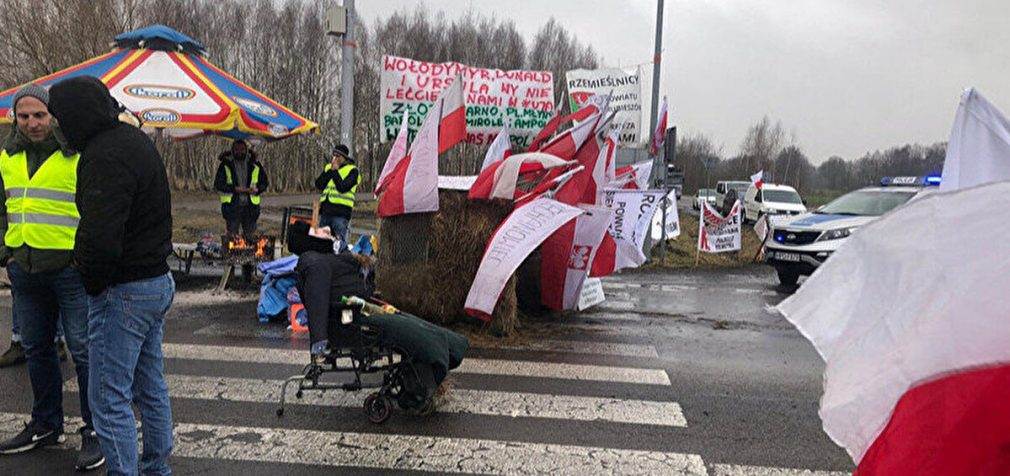 Польські фермери анонсували масштабні протести у Варшаві