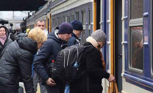 Польща ще на півроку продовжила тимчасовий захист для українців