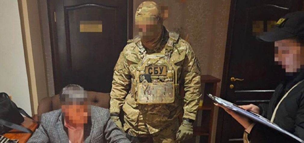 Чиновників Запорізької облради викрили на корупційній схемі