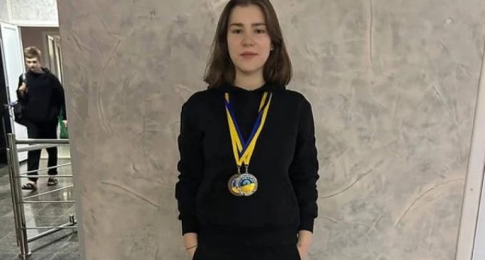 Плавчиня з Кривого Рогу здобула три нагороди на змаганнях у Броварах