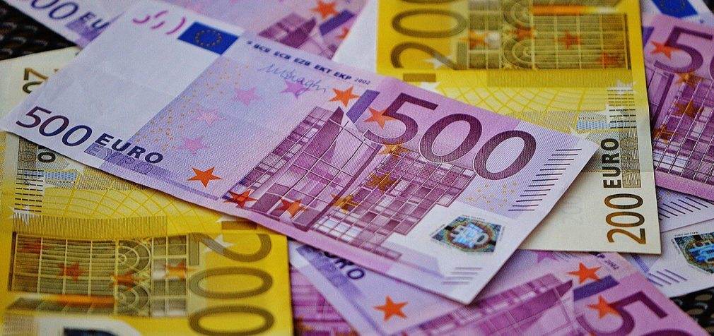 Bloomberg: Найбільші банки Європи вийшли на рекордний рівень прибутку у 2023 році